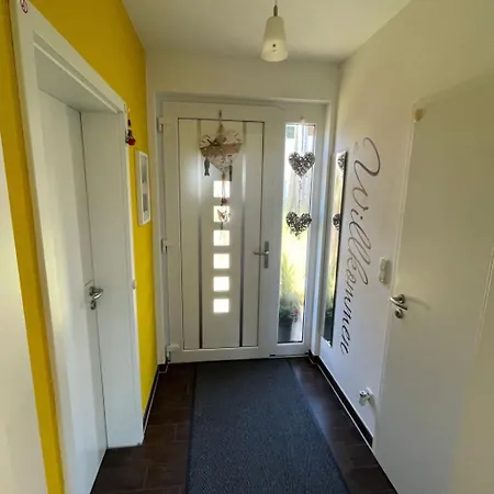 Semesterbostad Haus Saaler Bodden By Interhome